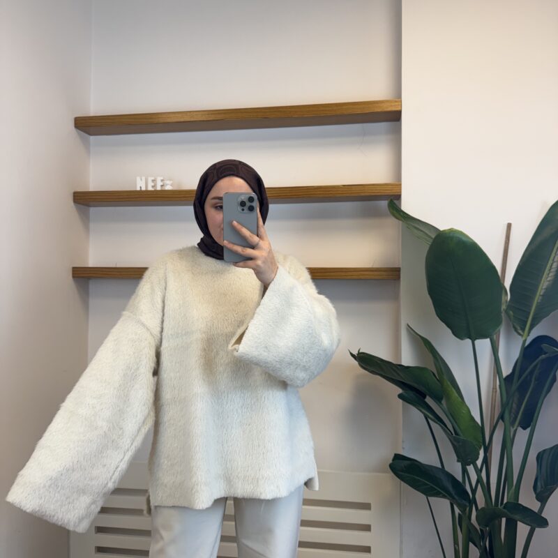 Oversize Peluş Kazak - Bej